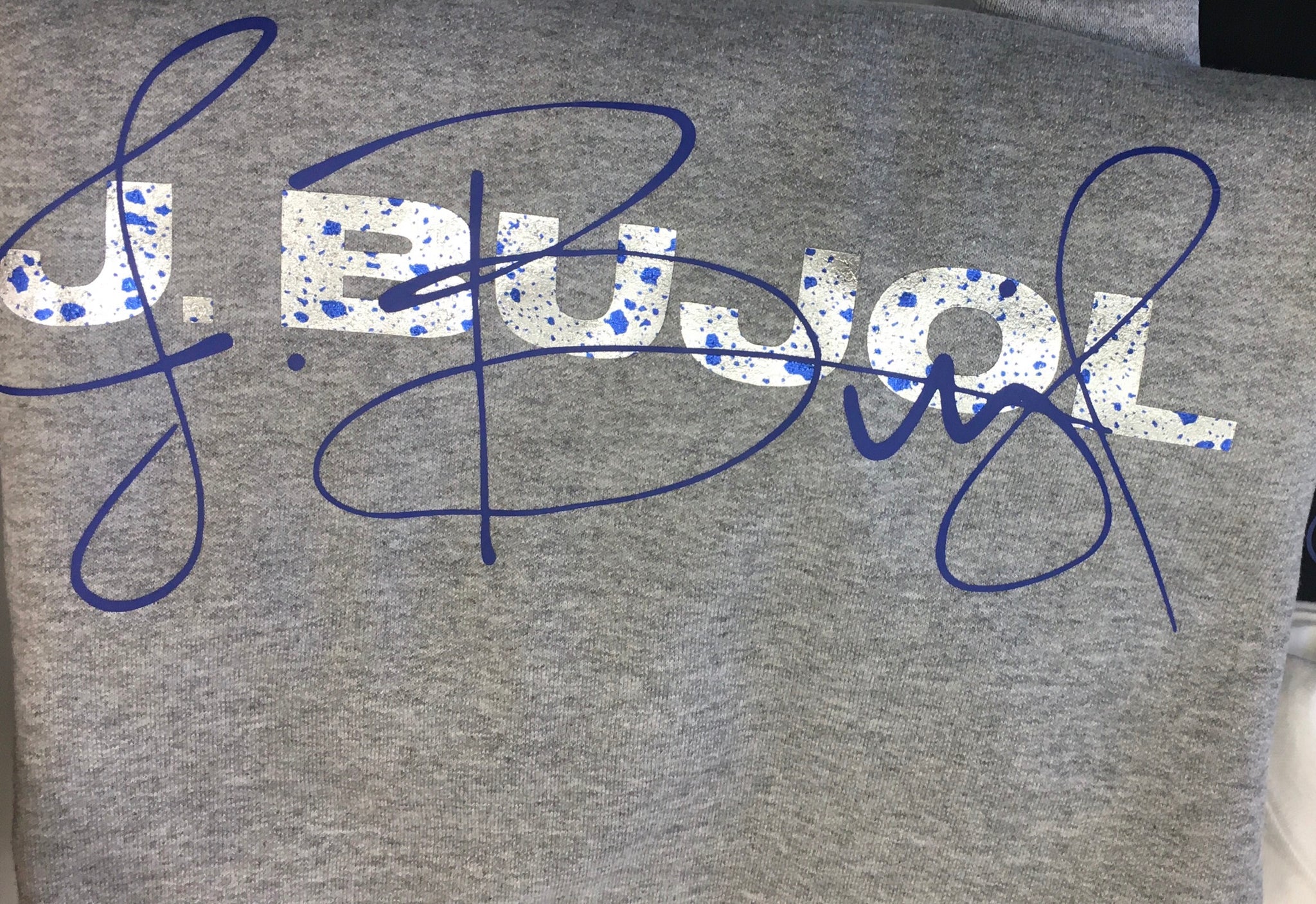 Signature T-Shirt